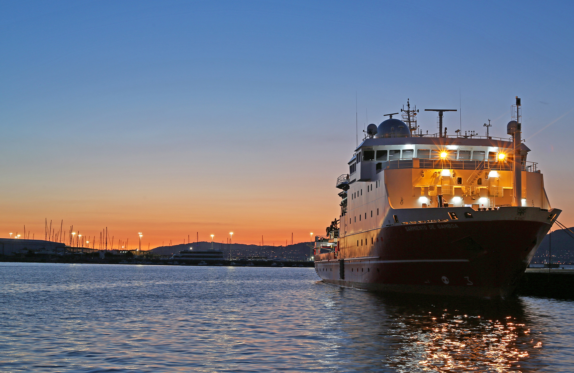 Research vessel Sarmiento de Gamboa at sunset